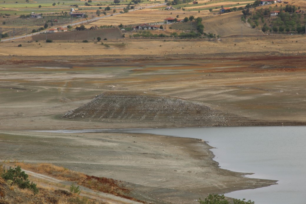 Barajlar alarm veriyor