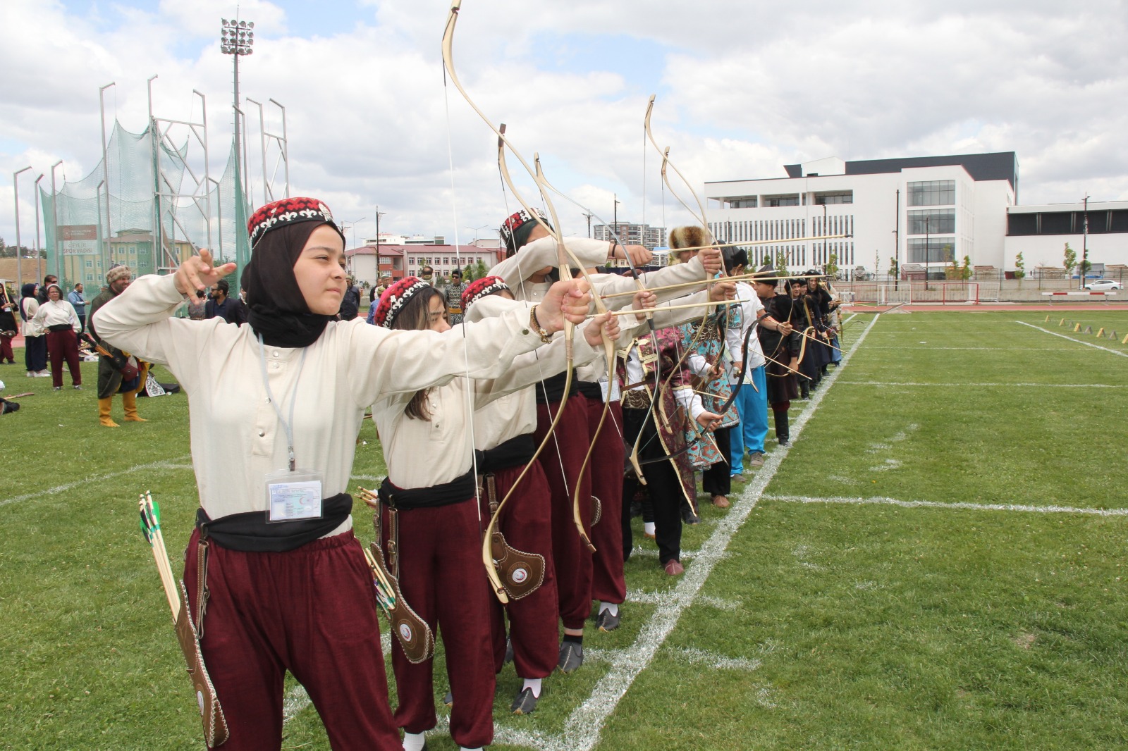 Sivas'ta Oklar Hedefe Kilitlenecek