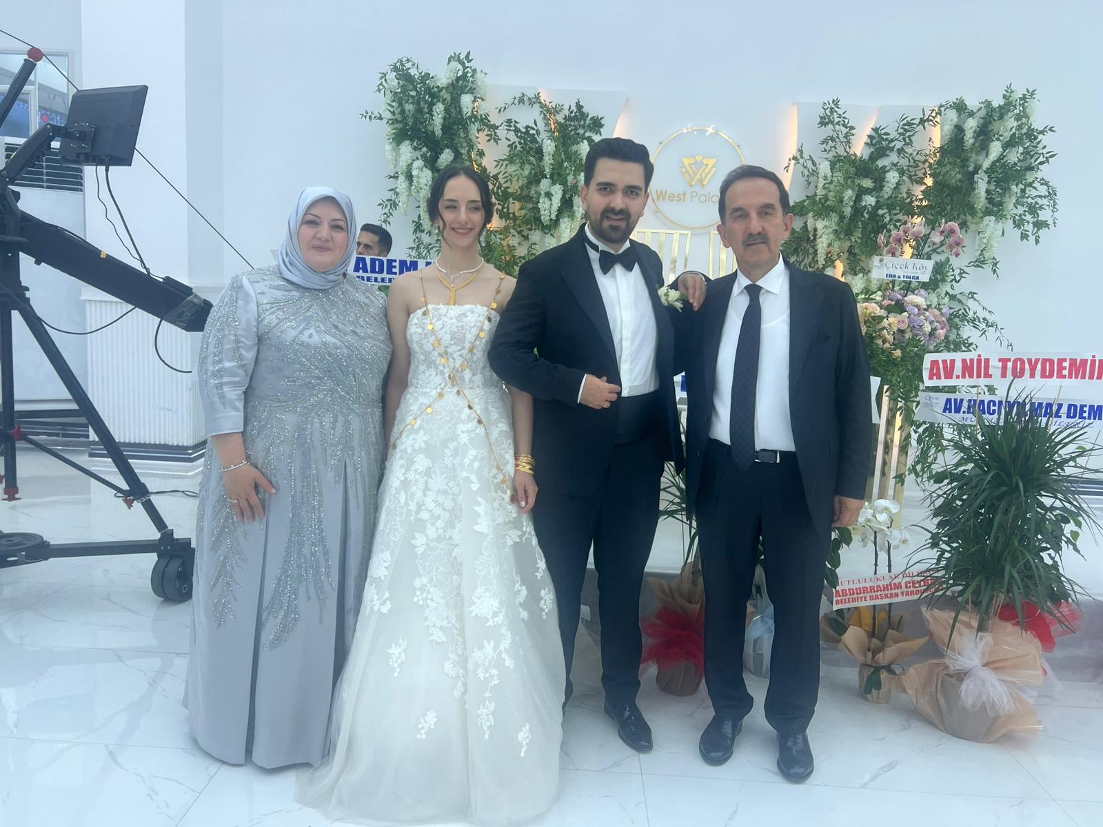 Sivas'ta Coşkun Ailesinin Mutlu Günü