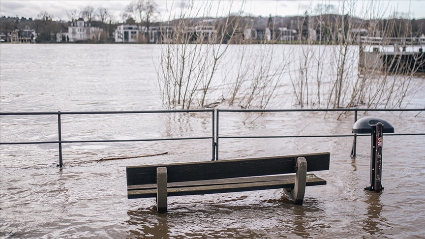 İklim değişikliğinin yaz sellerini artıracağı öngörülüyor