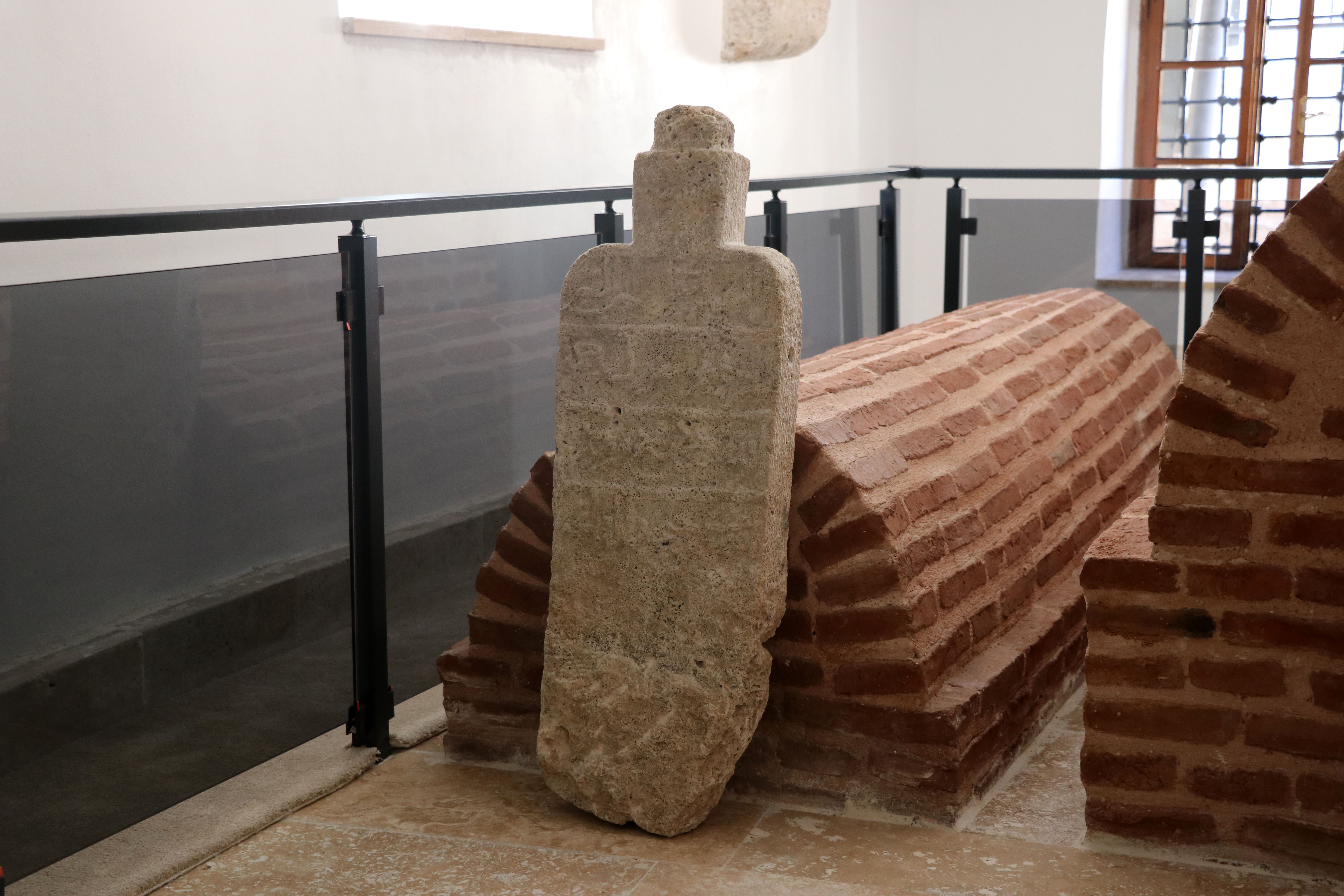 Sivas'taki Kayıp Mezar Gün Yüzüne Çıktı!