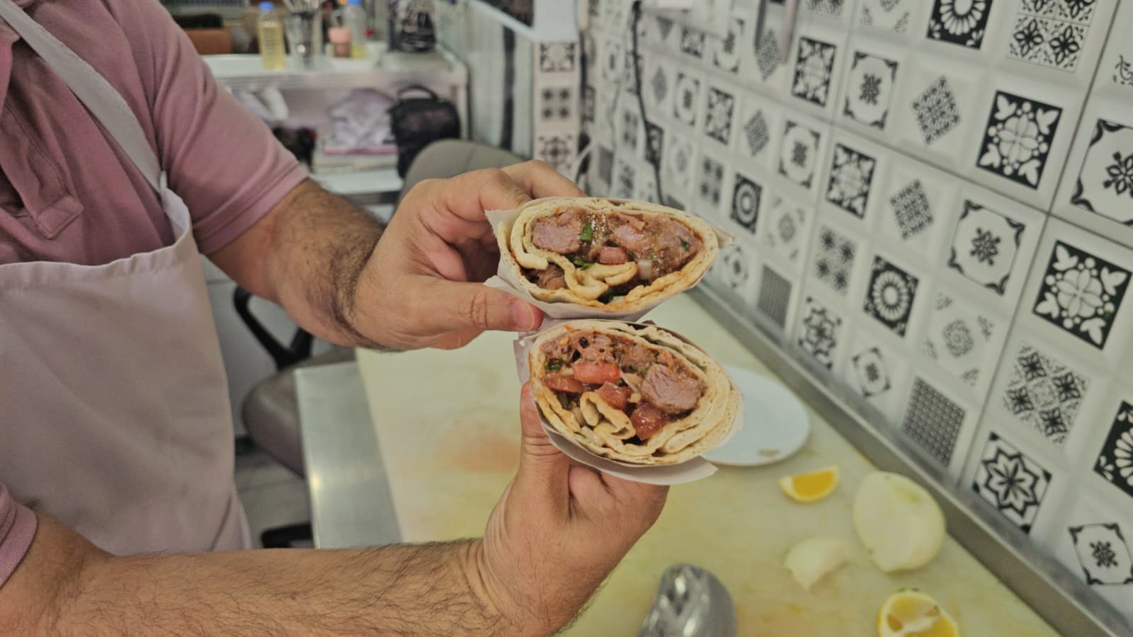 O Lezzeti Tatmak İçin Sivas'tan Elazığ'a Gidiyorlar