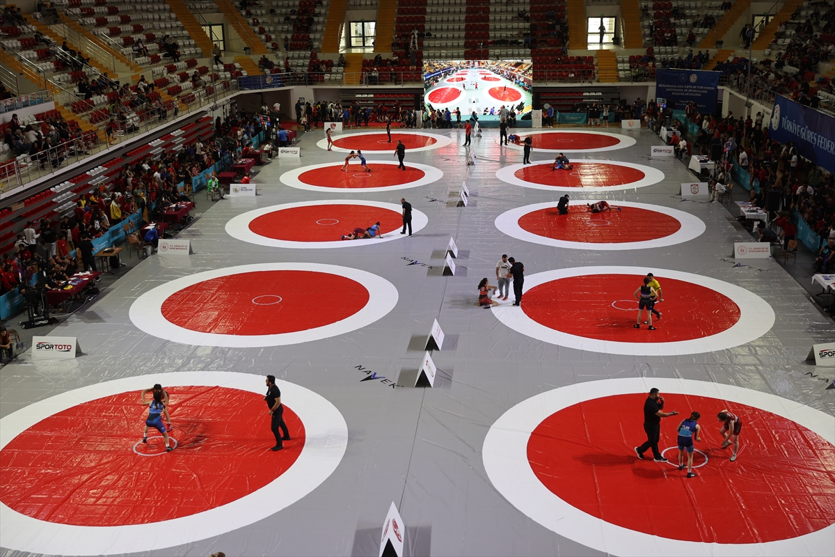 Sivas'a 10 Bin Güreşçi Gelecek