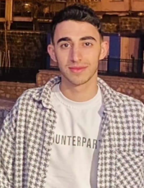 Başına demir düşen genç işçi öldü