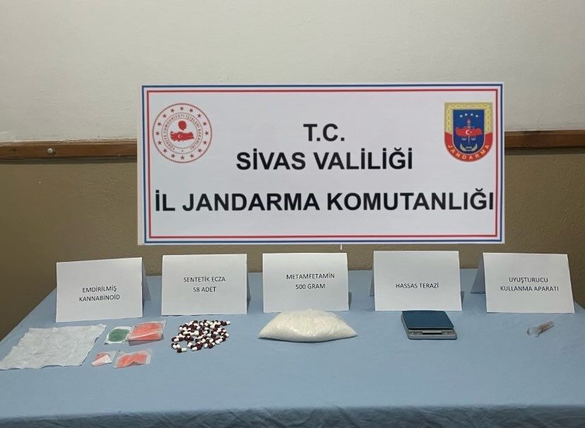 Sivas Jandarması’ndan Uyuşturucuya Geçit Yok