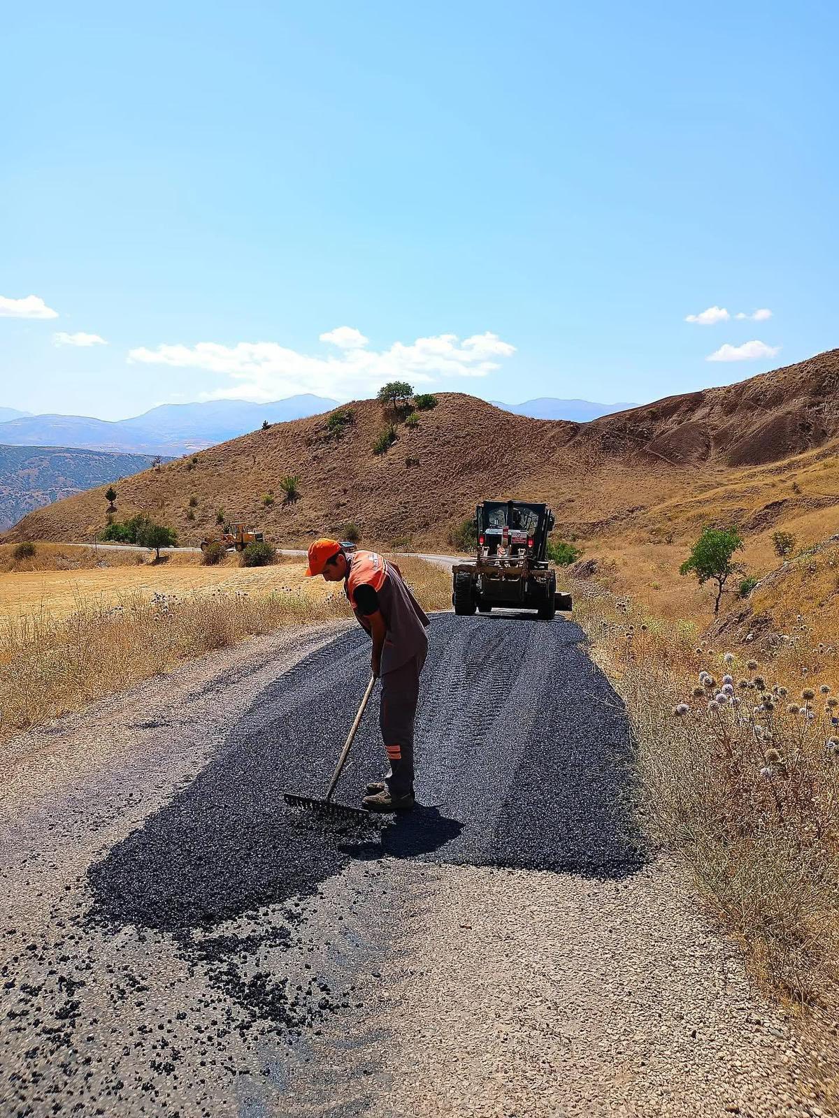 Köy Yollarında Konfor Artıyor