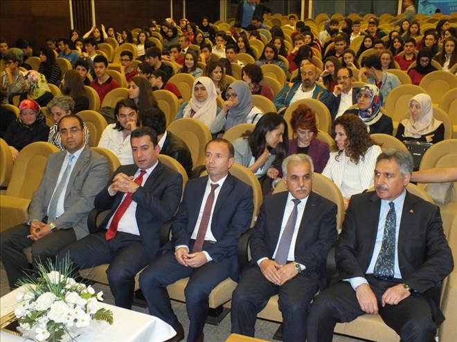 LİSELER ARASI MÜNAZARA YARIŞMASI FİNALİ YAPILDI