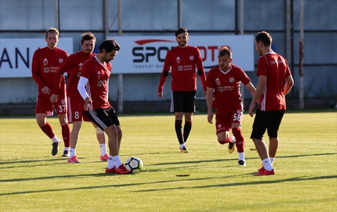 ORTA SAHA 12 SAVUNMA 2 GOL ATTI