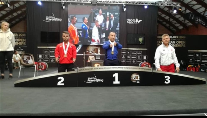 HALTERDE KAYAPINAR AVRUPA İKİNCİSİ