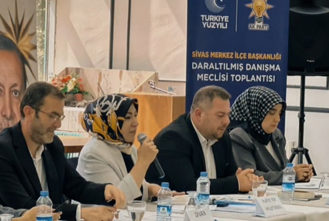 Rukiye Genç Toy Sivas’ta Teşkilatla İstişare Yaptı