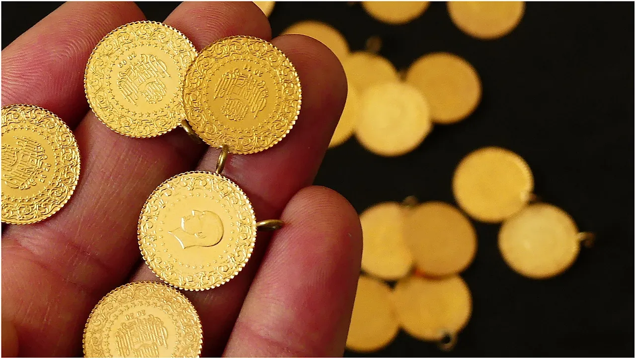 Altın yeni haftaya yükselişle başladı