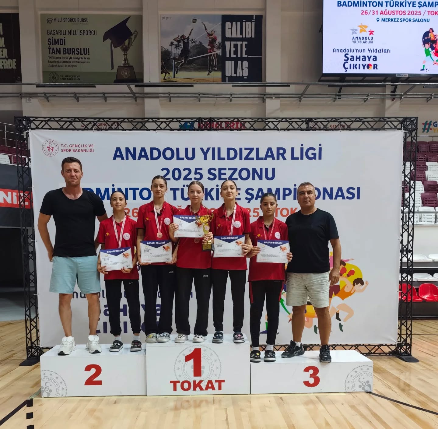 Sivaslı Sporcular Üstün Başarıyla Gururlandırdı