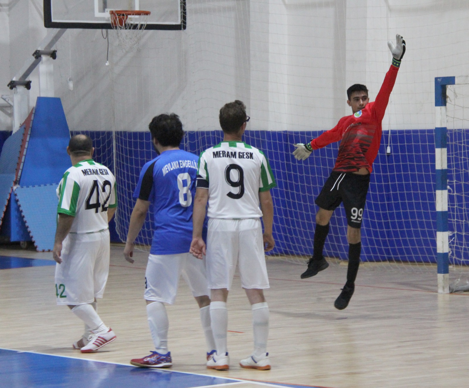 Futsal yükselme maçları Sivas’ta başladı