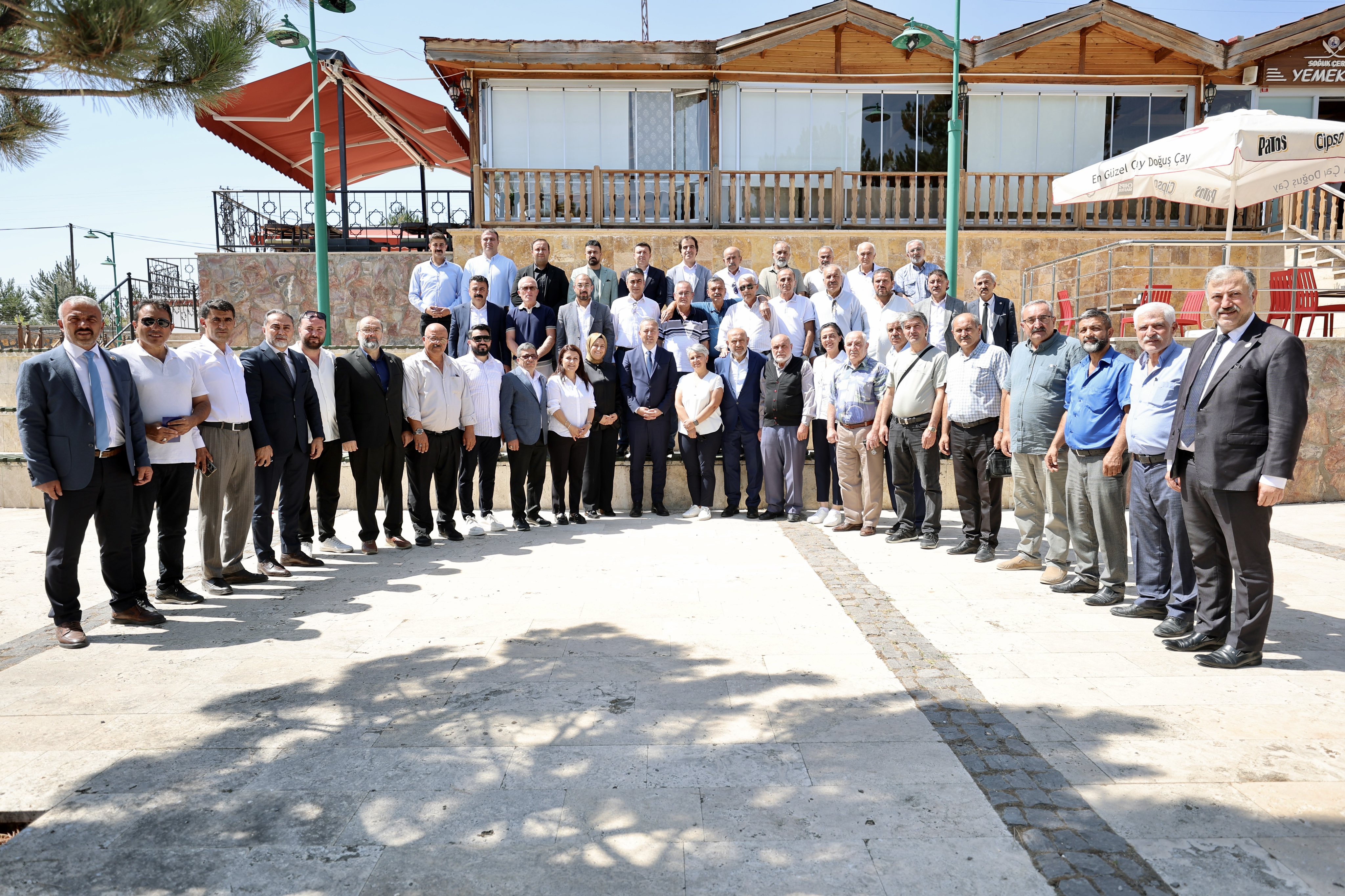 Sivas Belediyesi’nde Muhtarlarla İstişare Zirvesi