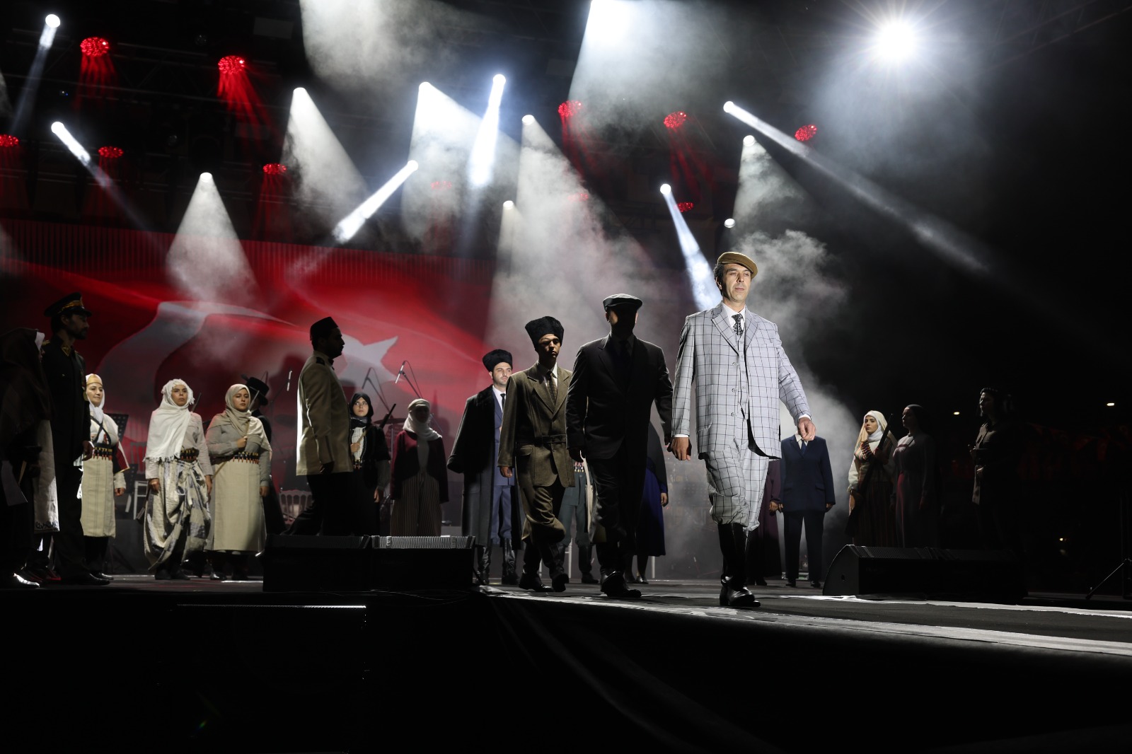 Sivas Kongresi Anısına Kültür Defilesi