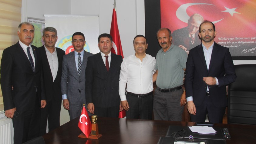 Milletvekili Özyürek Zara'da