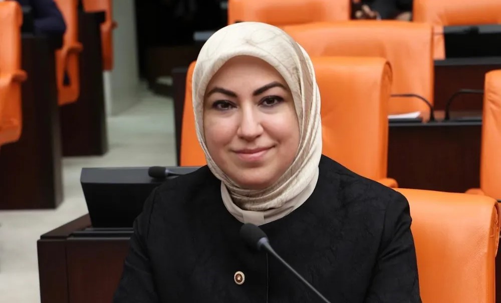 Vekil Rukiye Toy'dan Kandil Mesajı