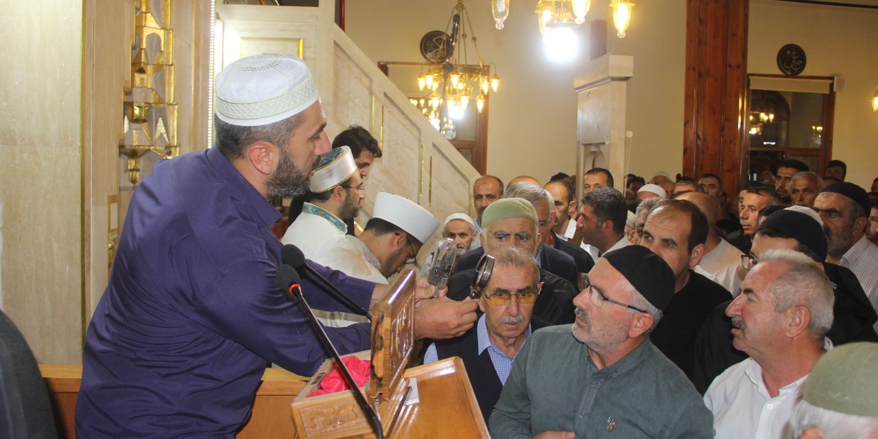 Zara'da Mevlit Kandili Coşkusu