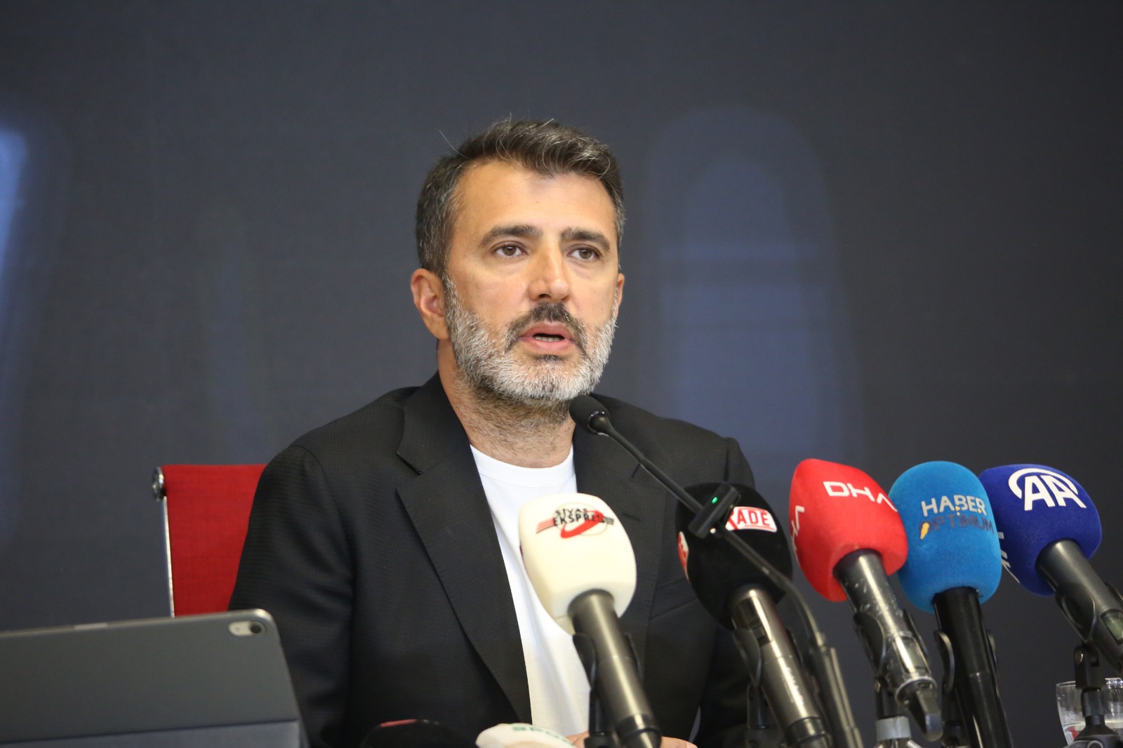 Sivasspor’da 100 Milyonluk Borç Ödemesi