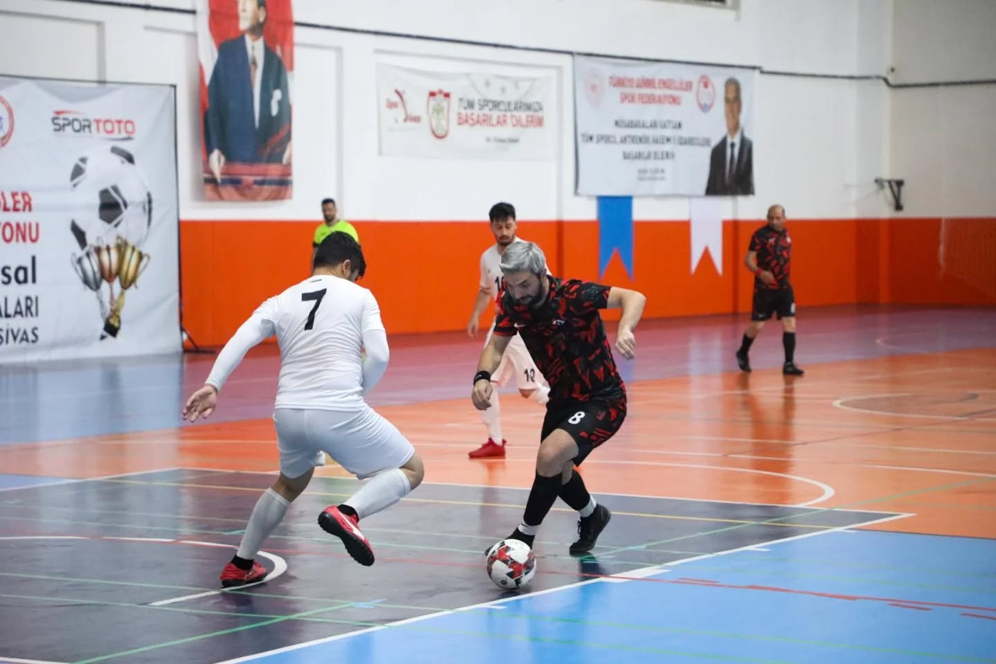 Sultan Şehir’de Futsal Rüzgârı Esti