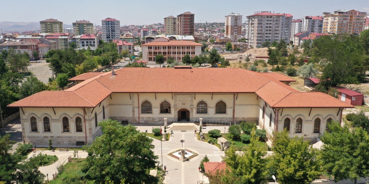 Sivas’ın Müzelerinde Ne Oluyor?