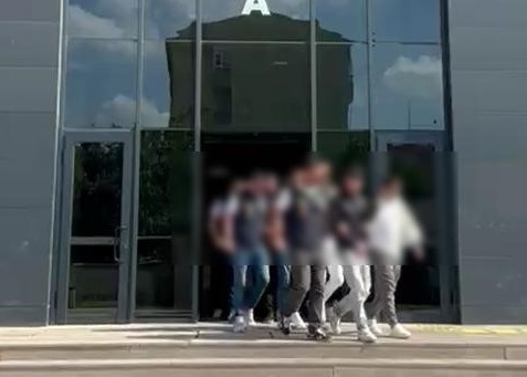 Sivas'ta Dolandırıcılık Operasyonu: 5 Tutuklama