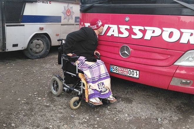 SOSYAL MEDYAYA DAMGA VURDU