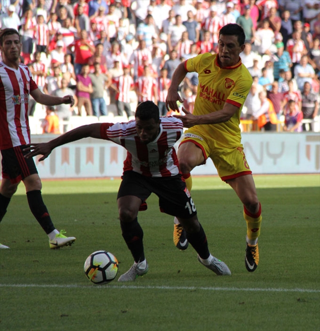 16 YABANCI FUTBOLCU GÖREV YAPTI