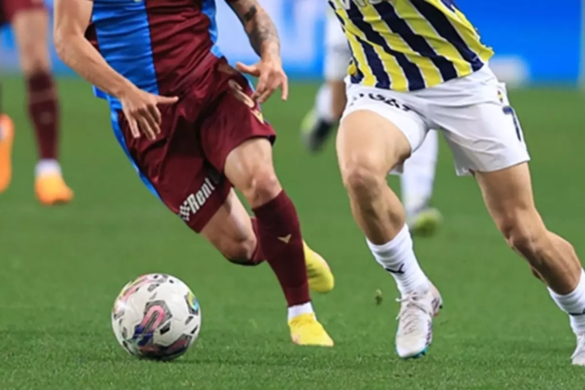 Fenerbahçe-Trabzonspor maçının saati değişti