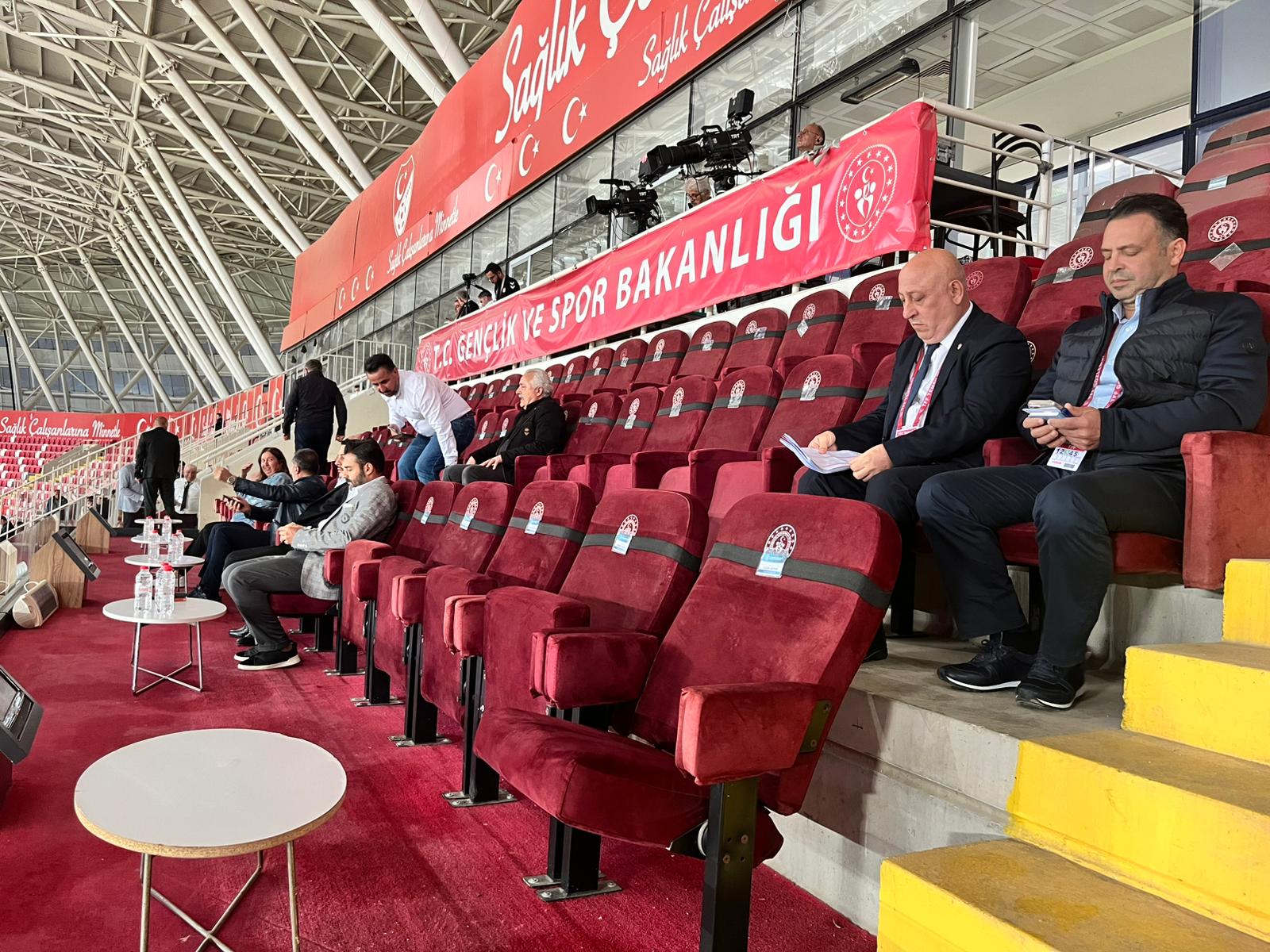 Süper Lig’den Düşen Sivasspor, Protokolün Gözünden Düştü