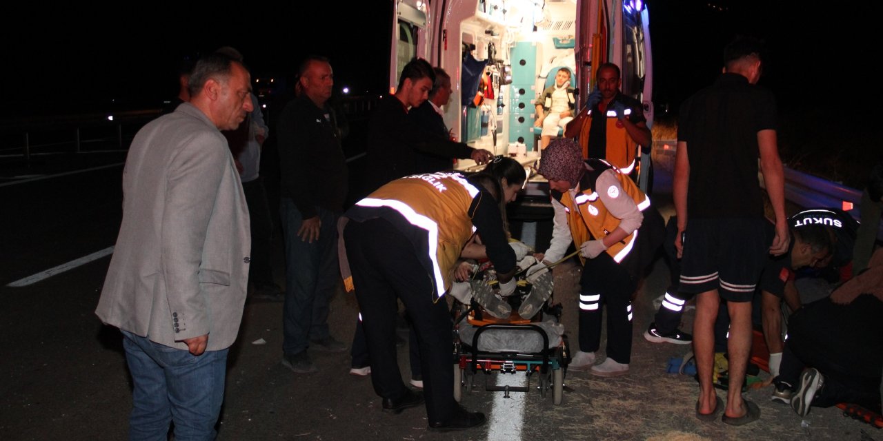 Sivas'ta zincirleme kaza: 1'i ağır, 10 yaralı