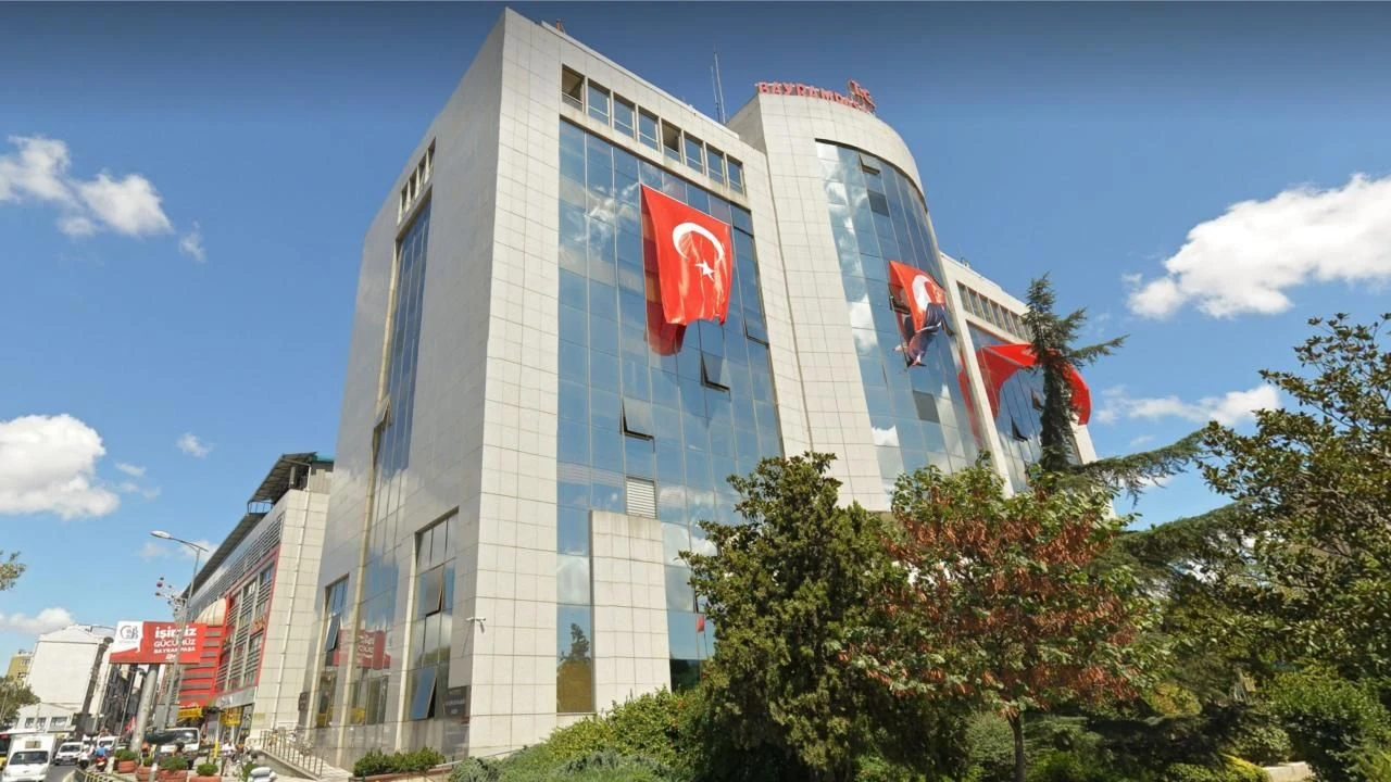 Belediyeye Yolsuzluk Operasyonu: 48 Şüpheli Adliyeye Sevk Edildi