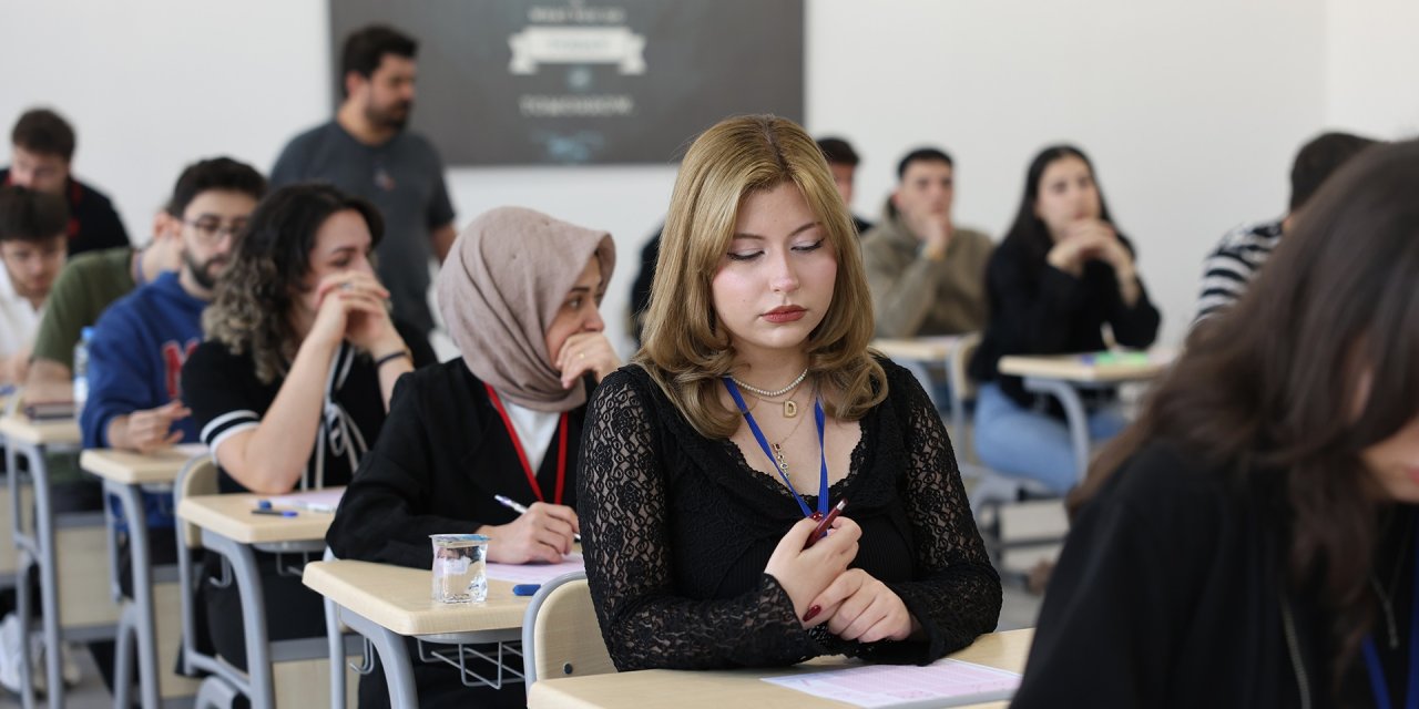 SBTÜ’de yeni öğrencilere oryantasyon