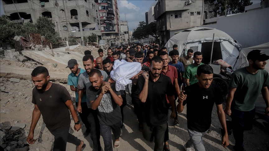 İsrail Gazze'ye Saldırdı: 5 Filistinli Hayatını Kaybetti