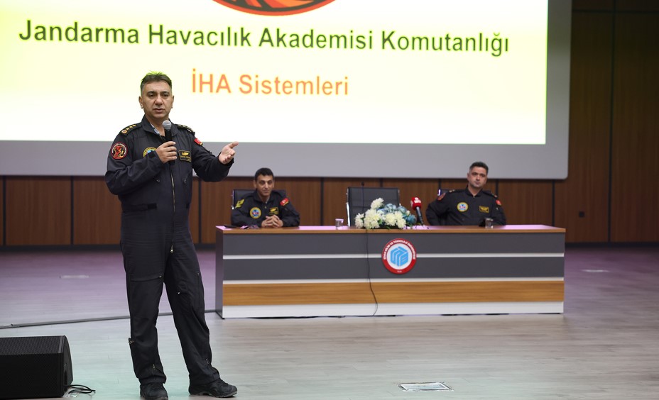 SBTÜ’de Yeni Öğrencilere Kariyer Rehberliği