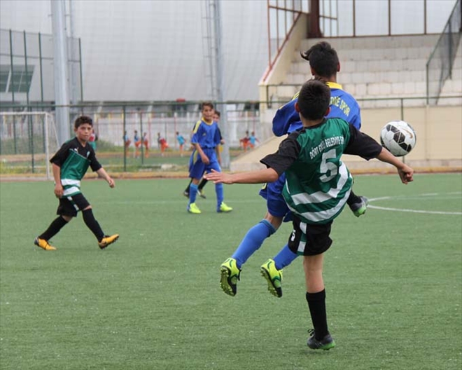 PLAY-OFF´TA İLK HAFTA TAMAM