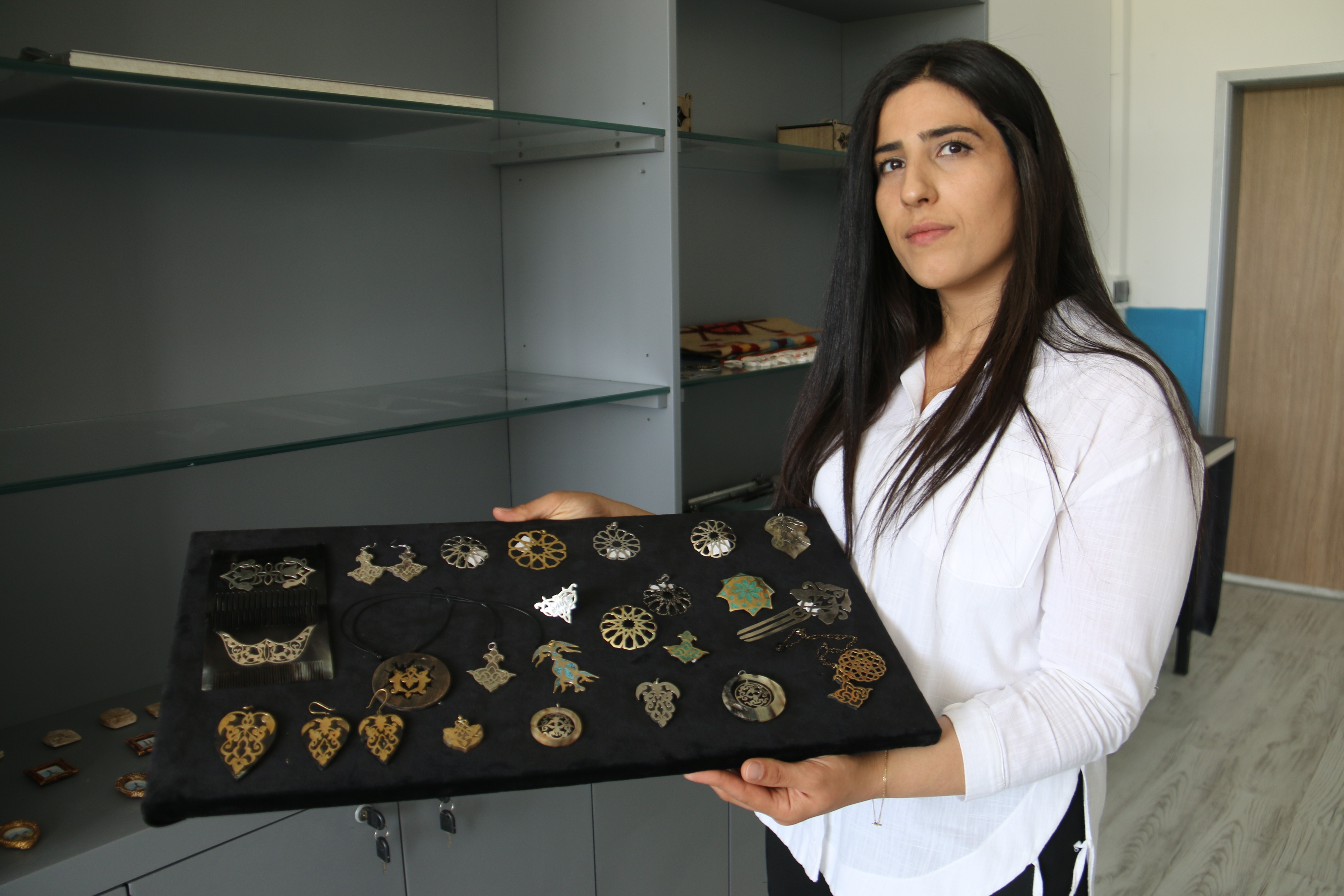 Divriği Ulu Camisi’nin Benzersiz Motifleri Artık Takılarda