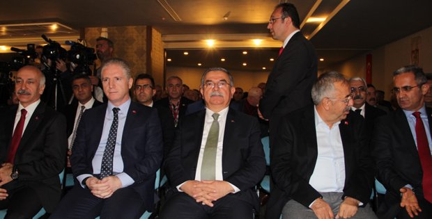 BAKAN YILMAZ: GELECEĞİMİZ PARLAK