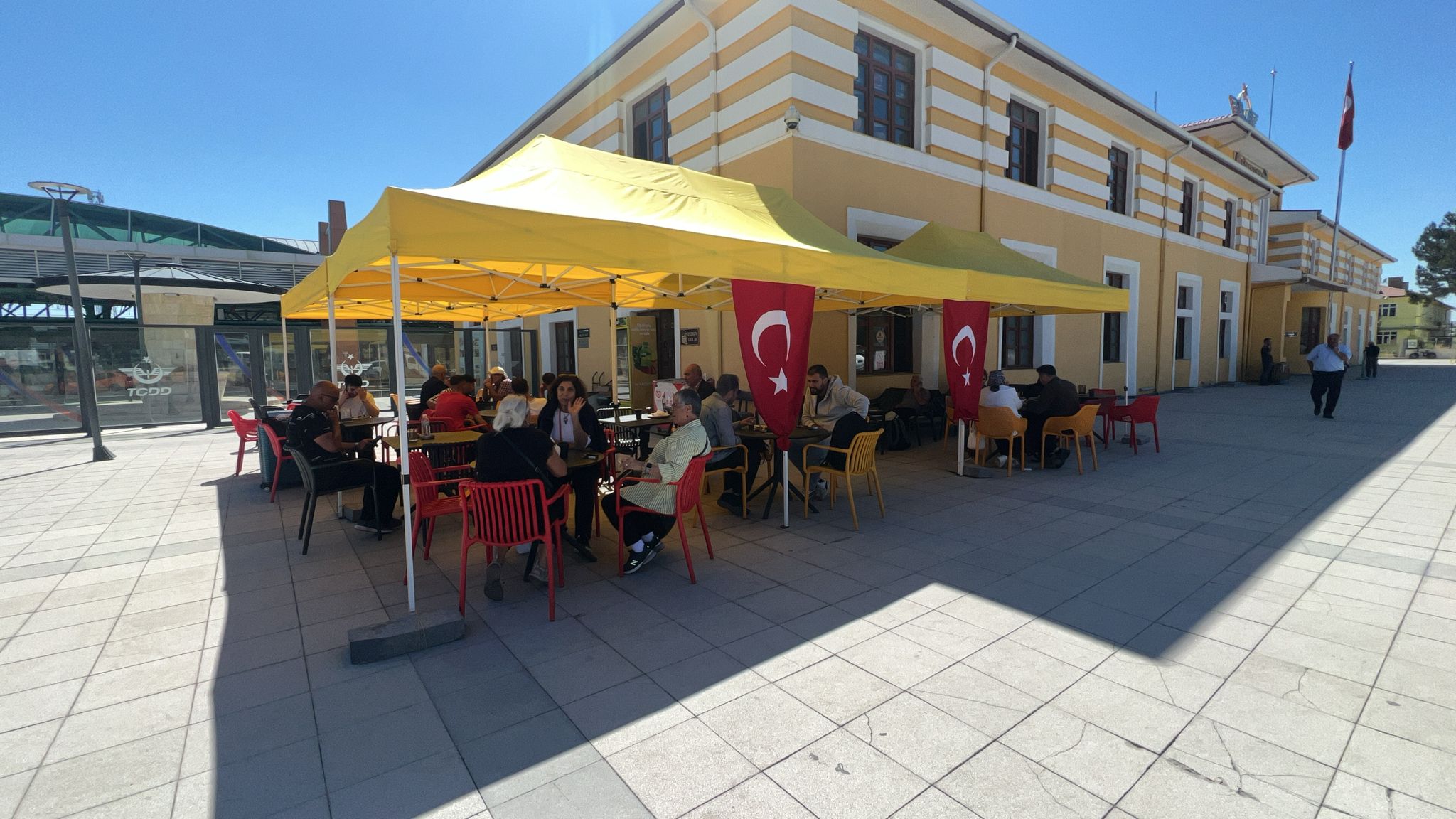 Kuruldan Çifte Standart!