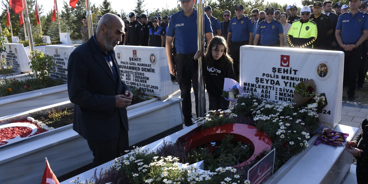 Şeyda Yılmaz kabri başında anıldı