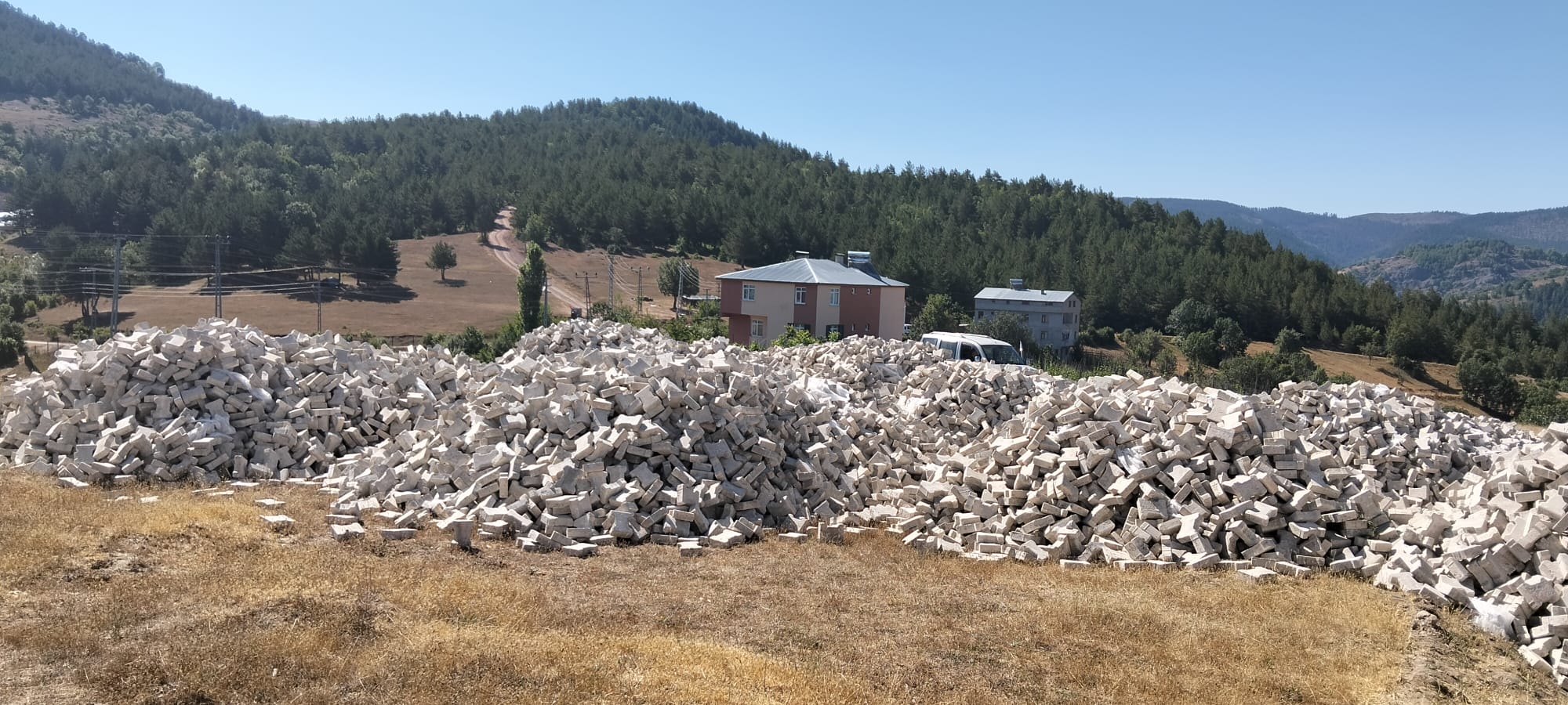 Sivas Köyleri Daha Kullanışlı Yollara Kavuşuyor