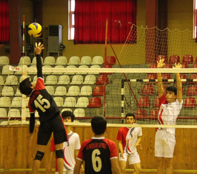 FİLEDE İLK GÜN KAYIP GEÇİLDİ