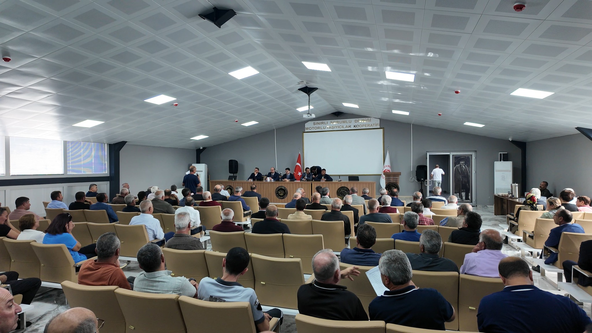 Sivas'ta Elektrik Sorunu  Masaya Yatırıldı