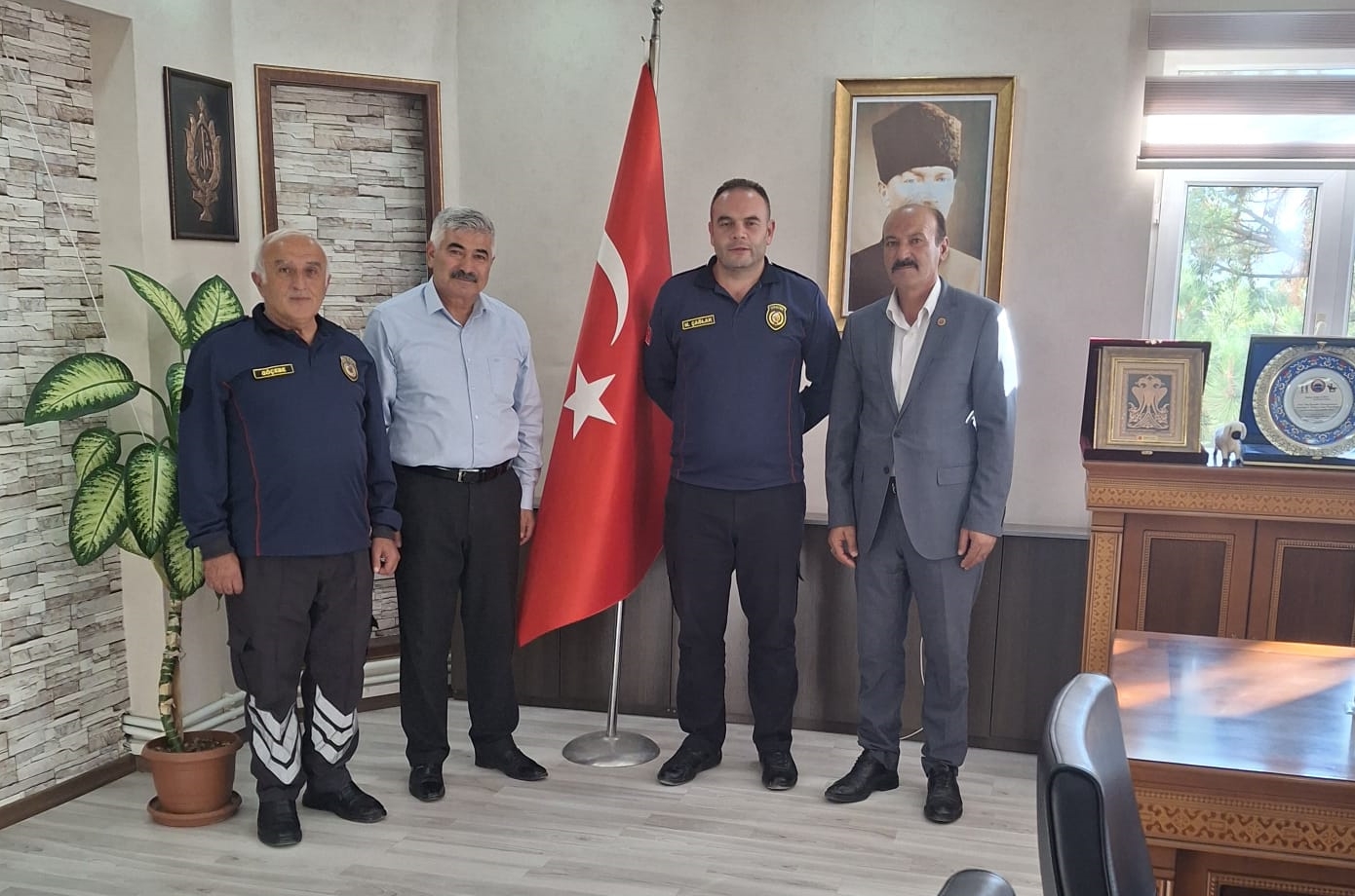 Ulaş Belediye Başkanı İlbey, itfaiyeciler haftasını kutladı