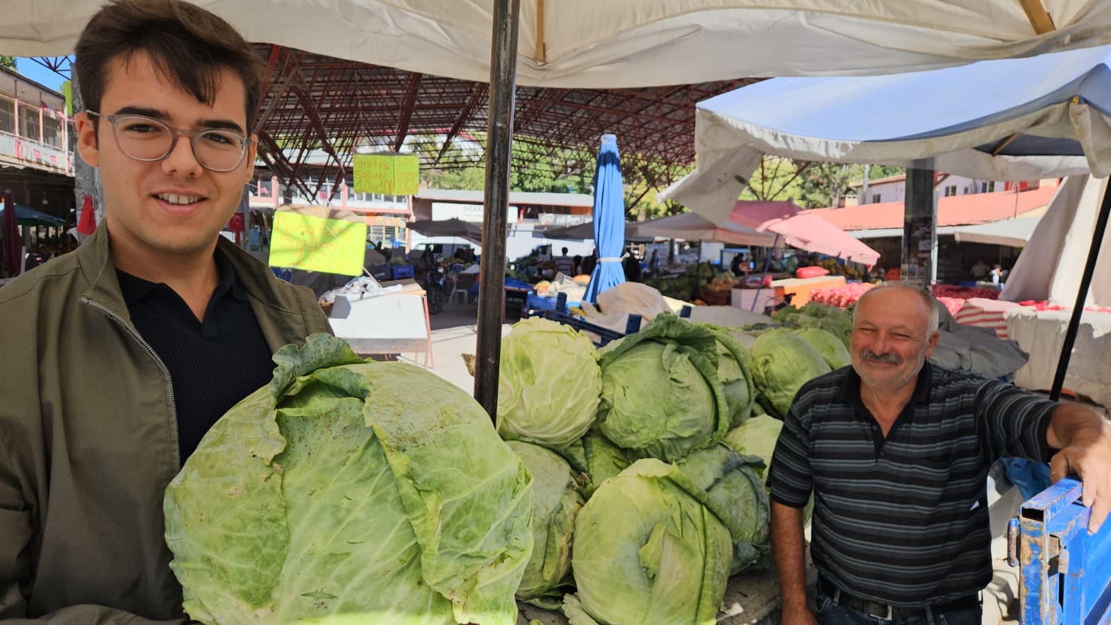 Sivaslılar Bu Lahanayı Almak İçin Oraya Gidiyor