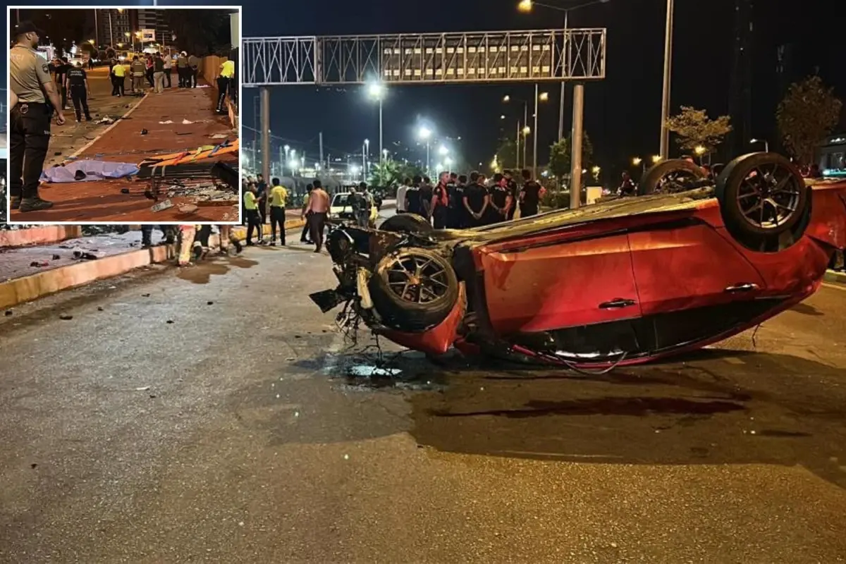 Kontrolden çıkan otomobil yayaları biçti: 3 Ölü