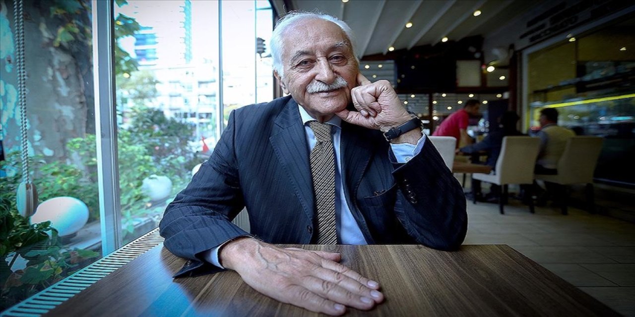 Türk Edebiyatının Milli Sesi: Yavuz Bülent Bakiler