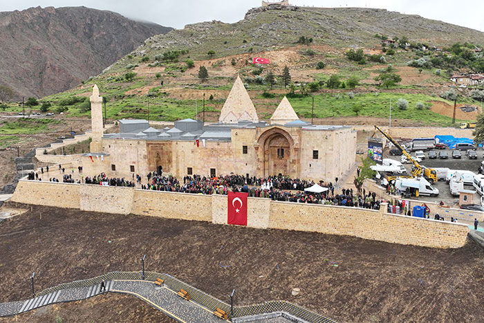 Tarihi Kentler Birliği Toplantısında Divriği Müjdesi