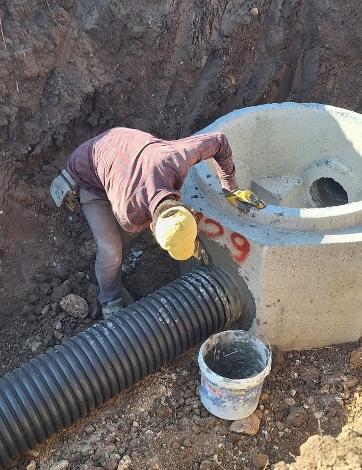 Sivas'ın Köylerine Modern Kanalizasyon Hattı Yapılıyor