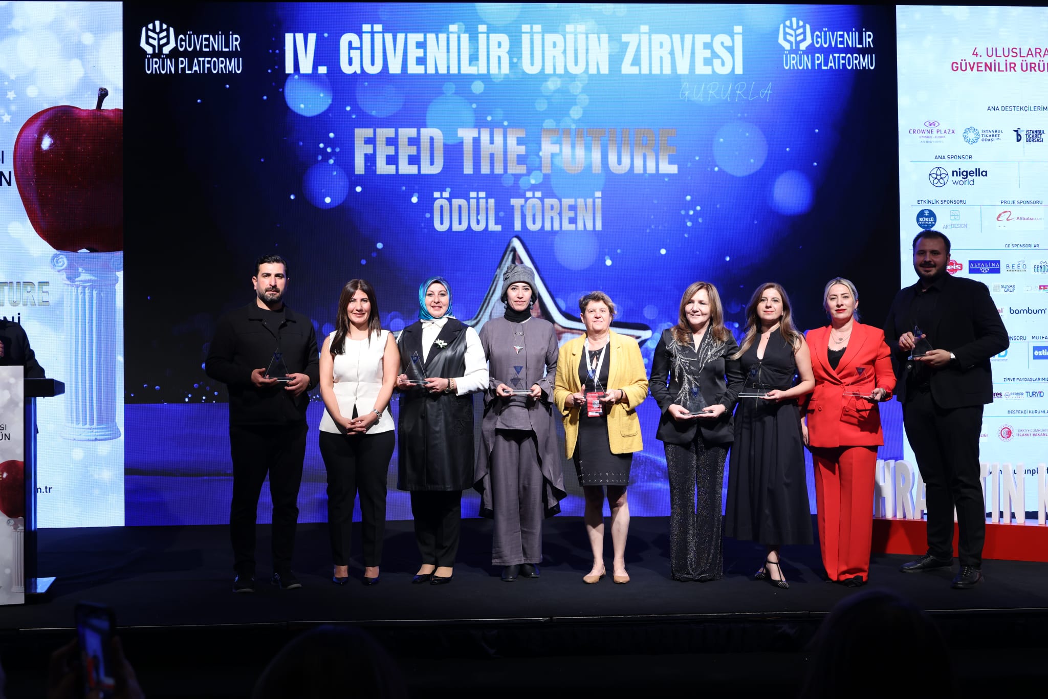 Sivaslı Kadınlar Kooperatifi’ne “Güvenilir Ürün” Ödülü